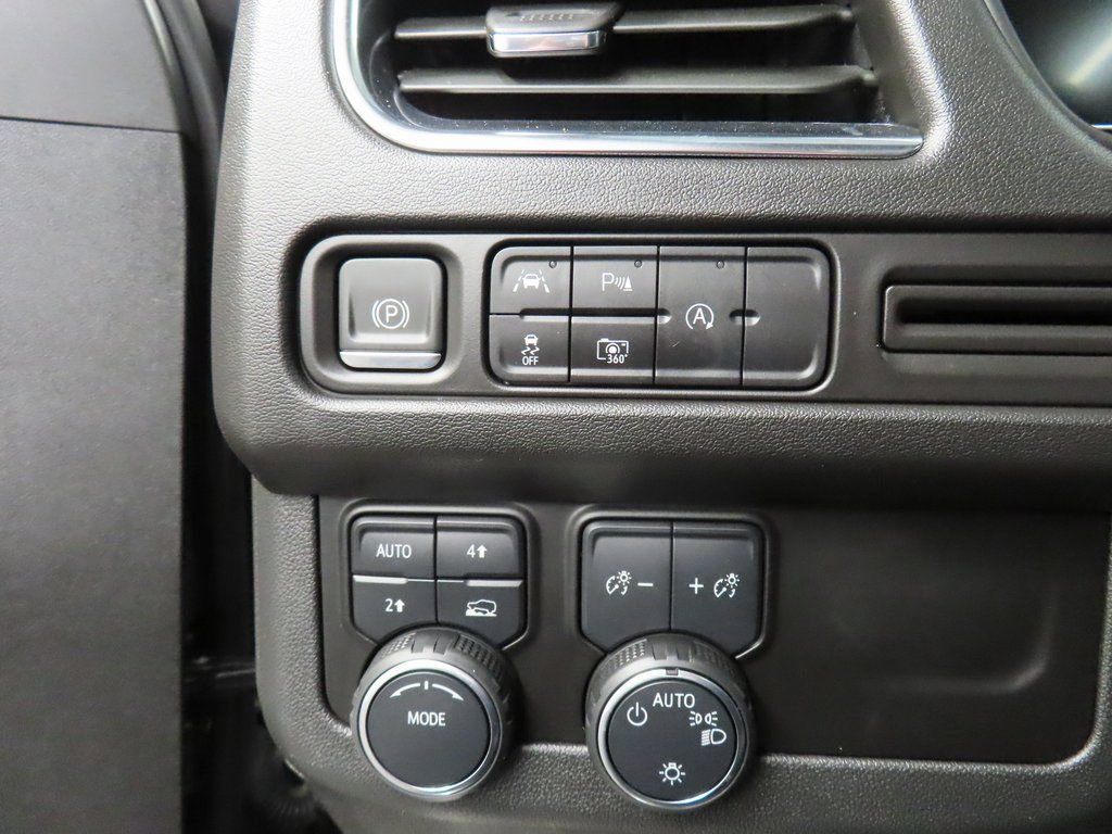 Used 2024 Chevrolet Tahoe LT w/ Luxury Package image 48