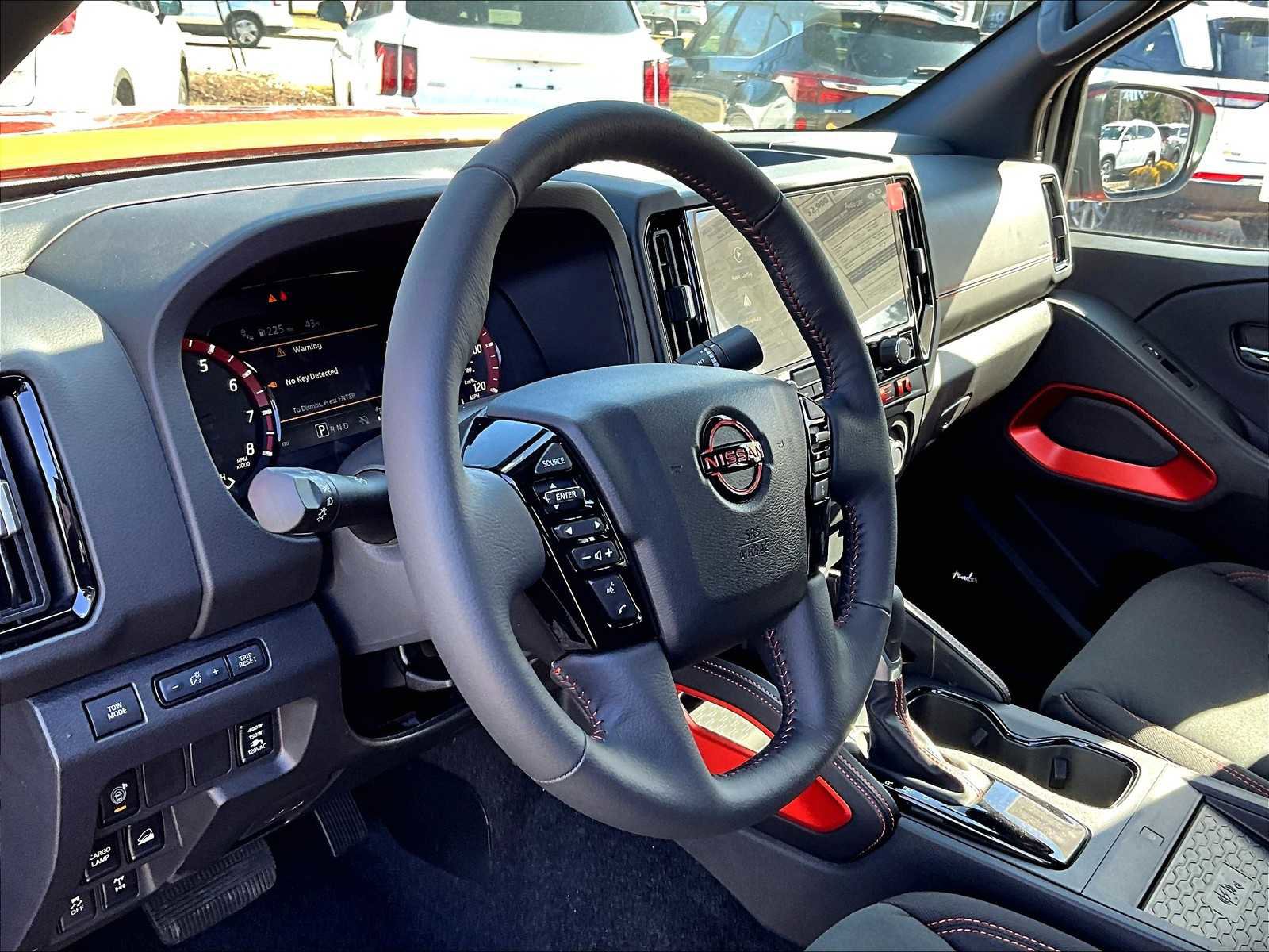 New 2025 Nissan Frontier PRO-4X image 9