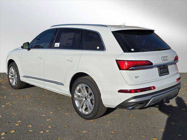 Used 2025 Audi Q7 3.0T Premium Plus AWD/4WD image 3