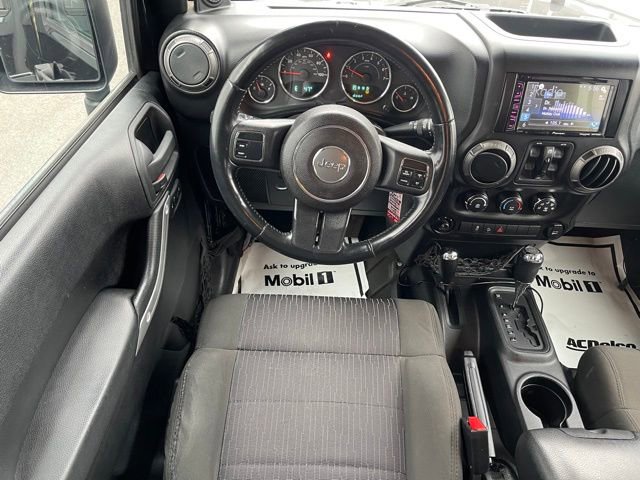 Used 2011 Jeep Wrangler Unlimited Sport image 6