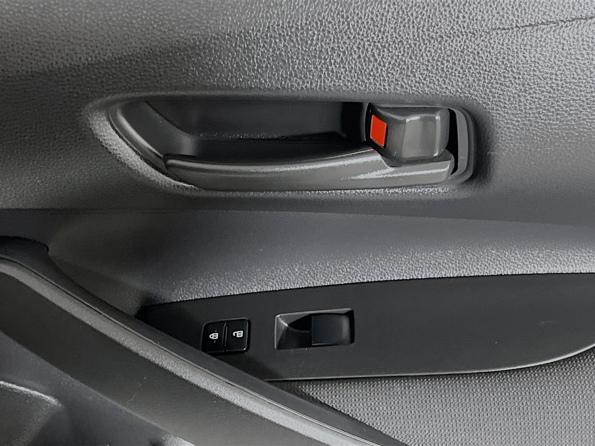 Used 2022 Toyota Corolla LE FWD image 32