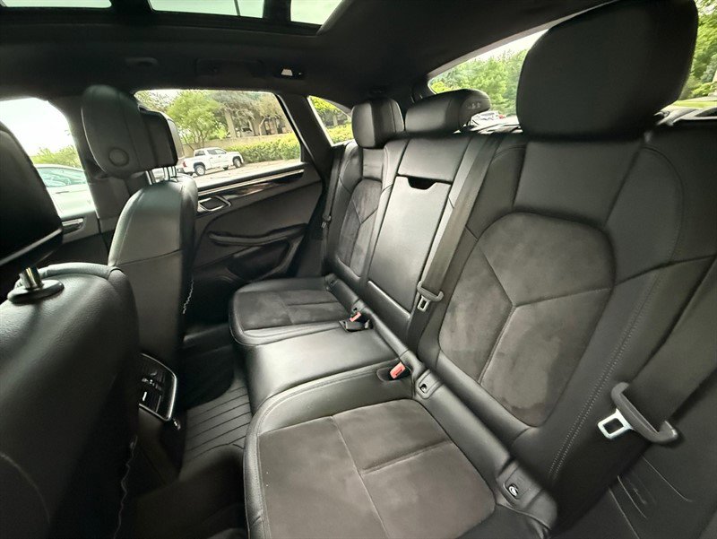 Used 2018 Porsche Macan S AWD/4WD image 26