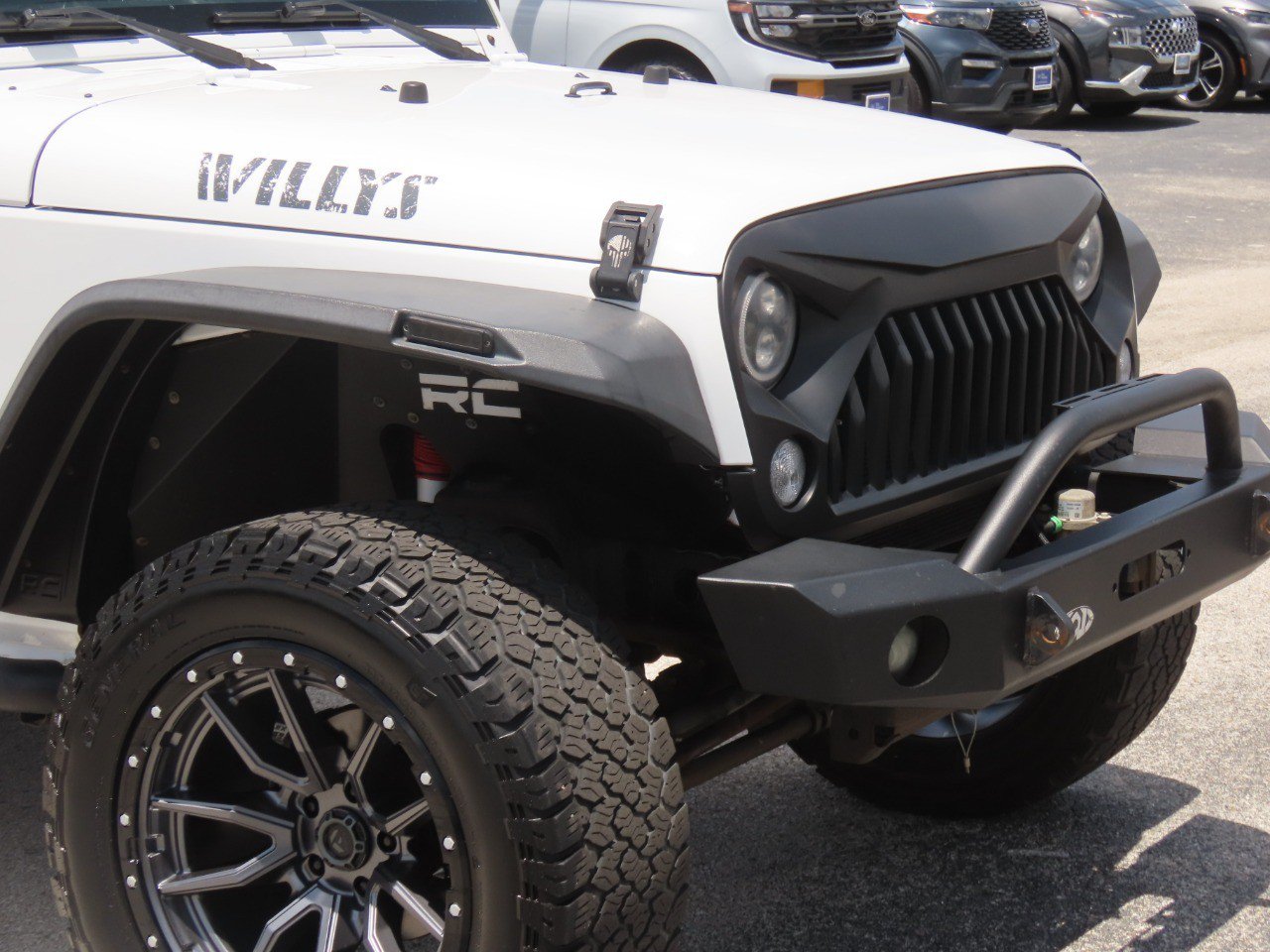 Used 2017 Jeep Wrangler Sport AWD/4WD image 6