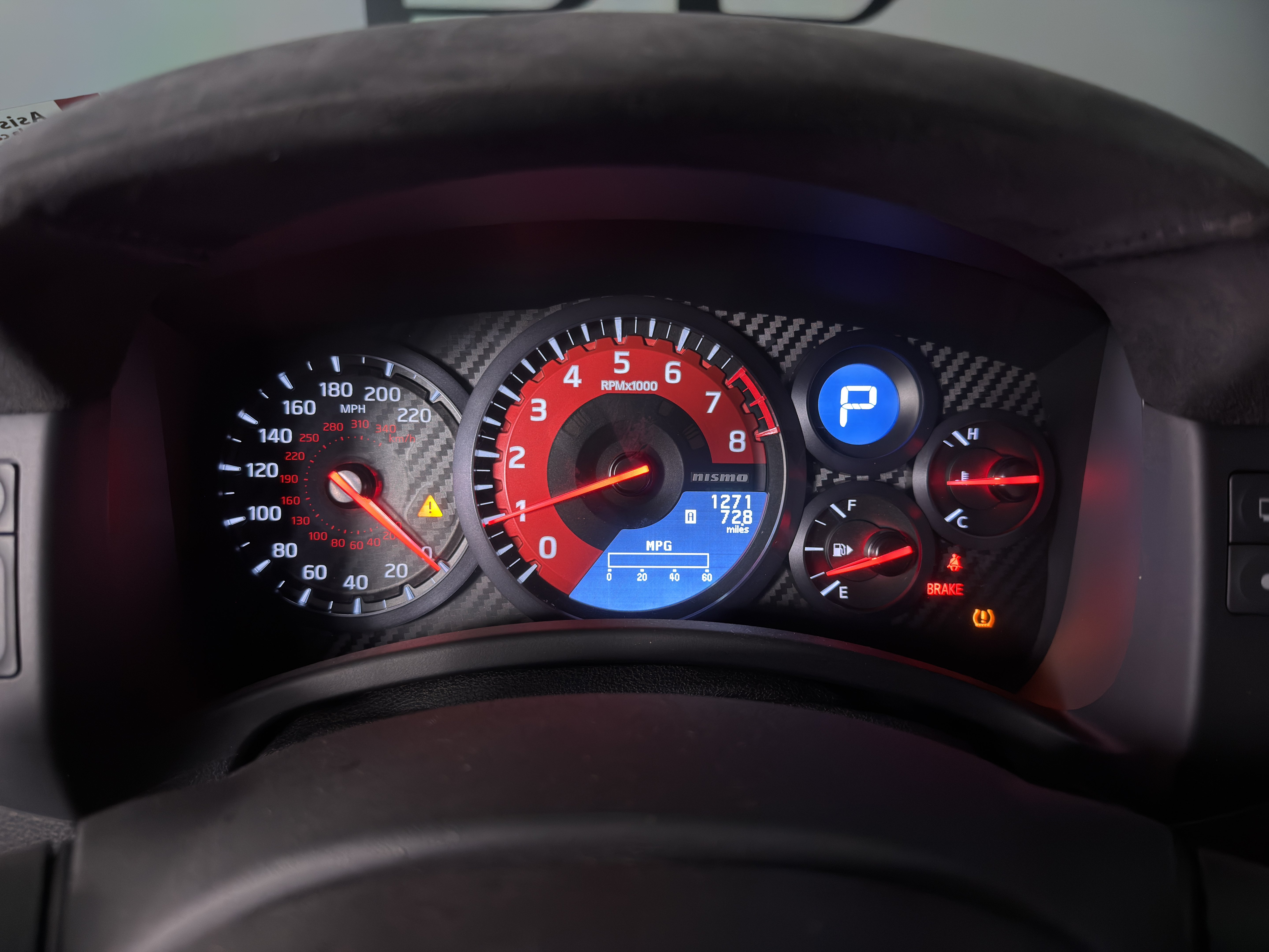 Used 2021 Nissan GT-R NISMO AWD/4WD image 23