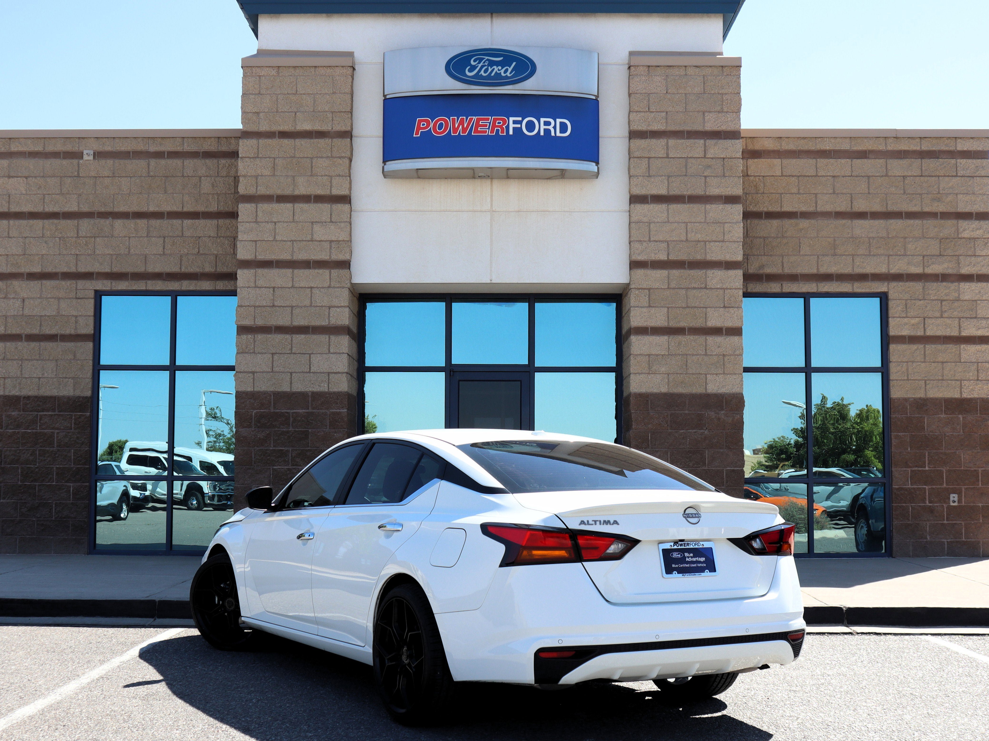 Used 2025 Nissan Altima 2.5 S FWD image 8