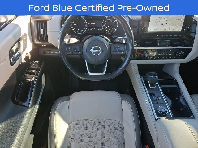 Used 2022 Nissan Pathfinder Platinum w/ Cargo Package AWD/4WD image 14