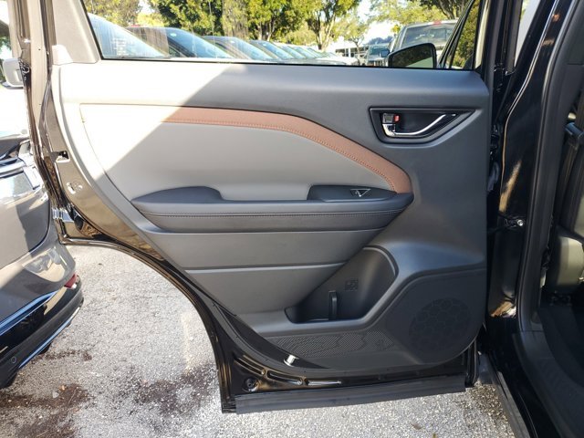 Used 2025 Subaru Forester Sport image 11