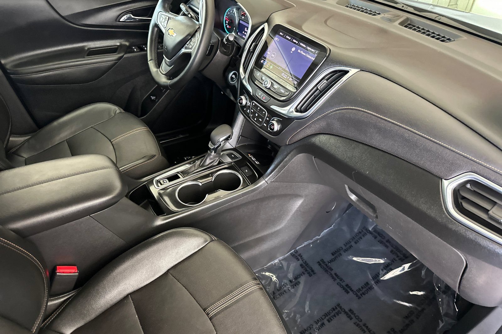 Used 2023 Chevrolet Equinox Premier AWD/4WD image 19