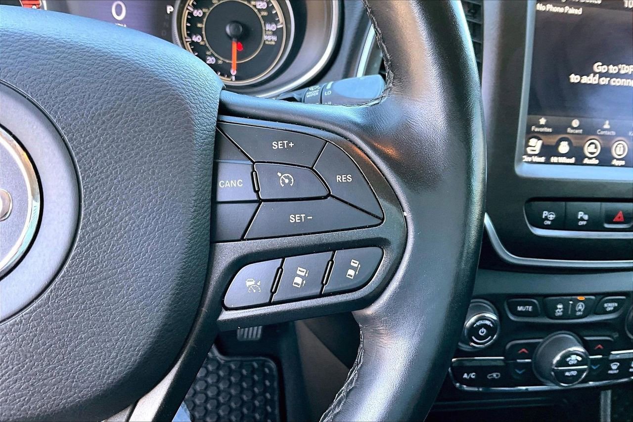 Certified 2021 Jeep Cherokee Trailhawk w/ Sun, Sound & Nav Group image 31