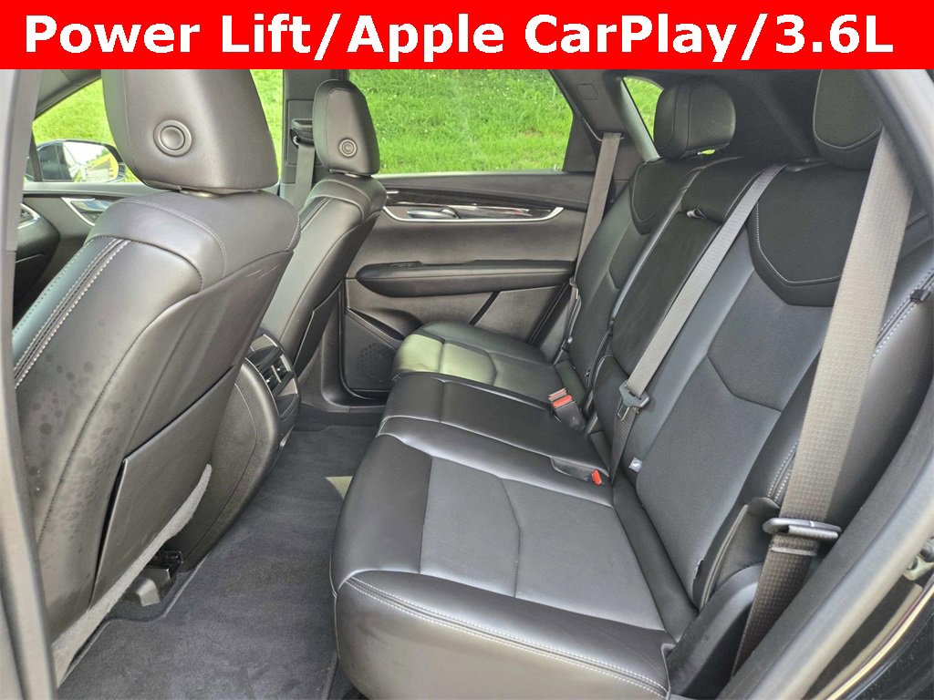 Used 2022 Cadillac XT5 Premium Luxury image 14