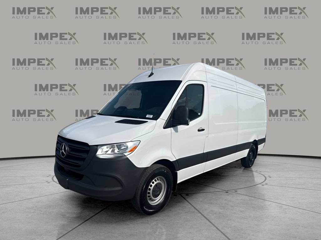 Used 2025 Mercedes-Benz Sprinter 2500 image 1