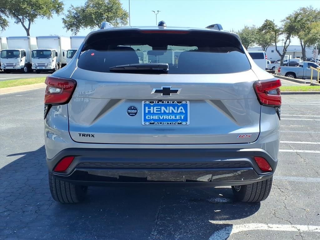 New 2026 Chevrolet Trax RS w/ Driver Confidence Package image 9