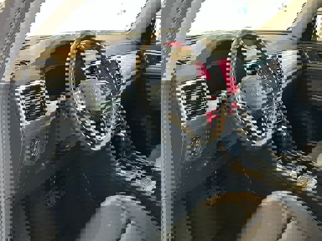 Certified 2023 Volkswagen Atlas SEL image 9