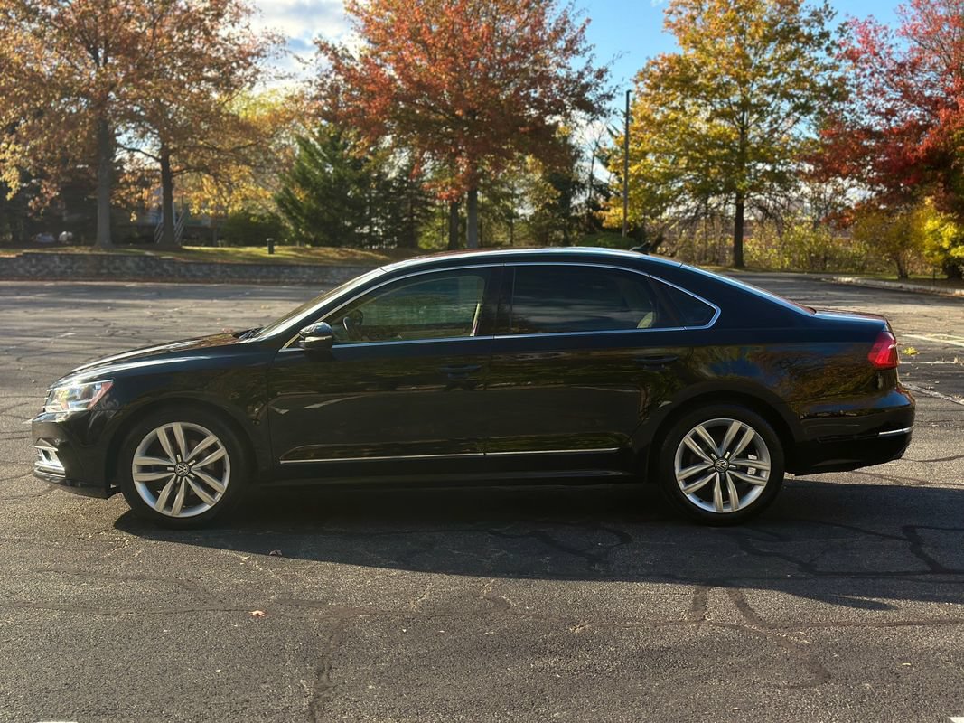 Used 2016 Volkswagen Passat 1.8T FWD image 5