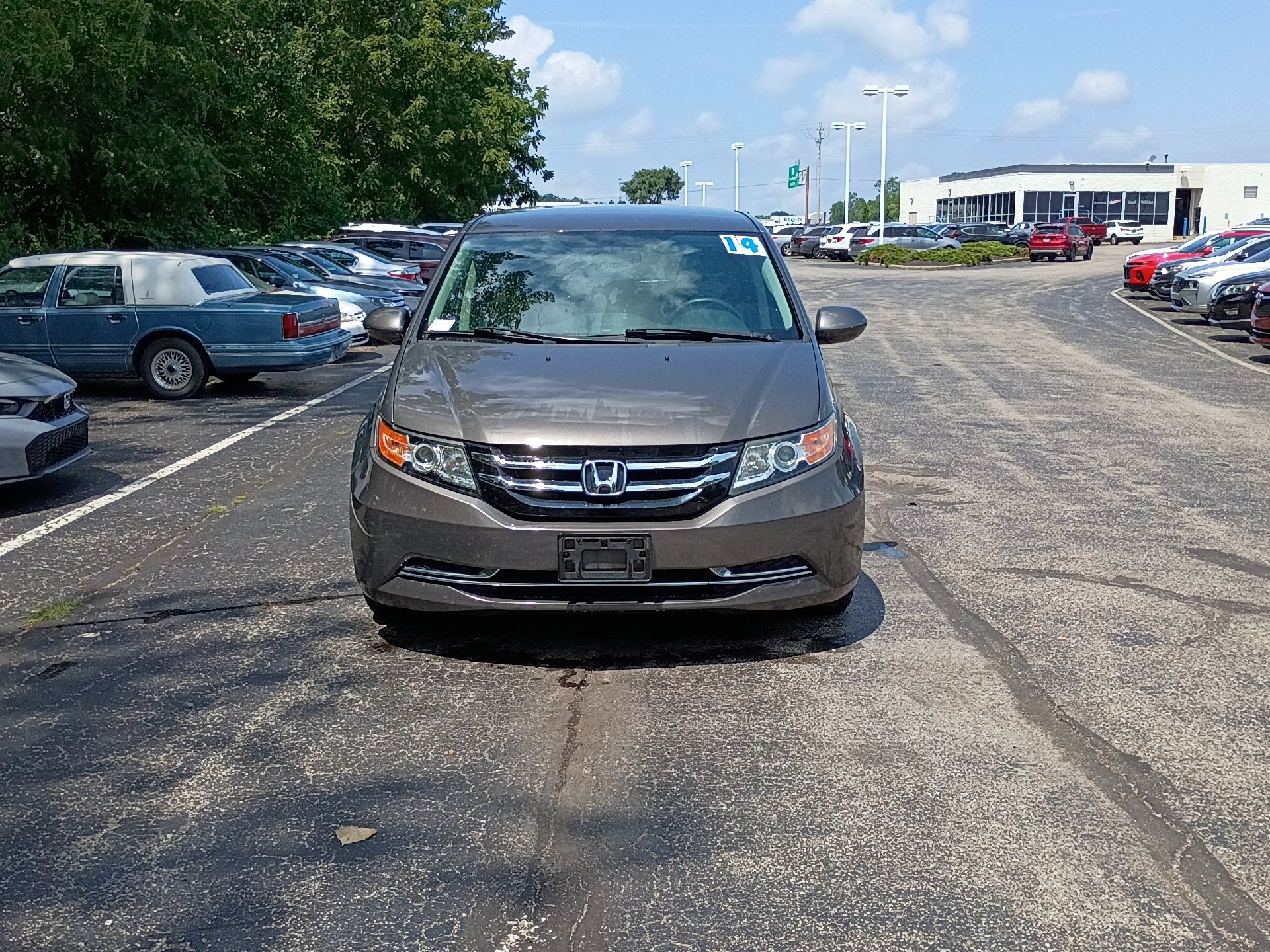 Used 2014 Honda Odyssey EX image 8