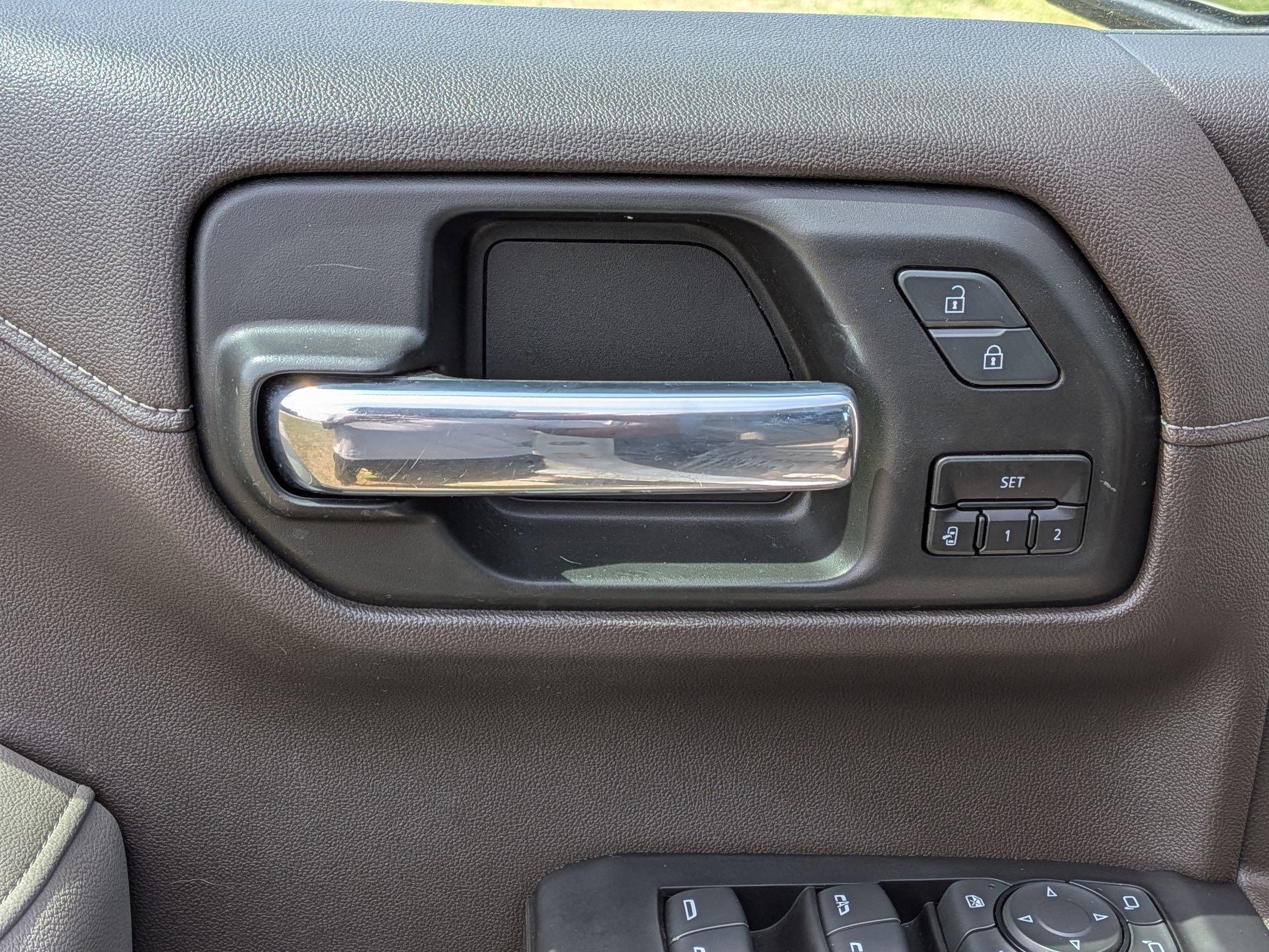 Used 2021 Chevrolet Silverado 1500 LTZ w/ Technology Package image 12