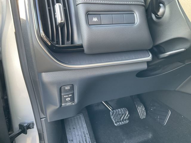 New 2026 Nissan Armada SV image 17