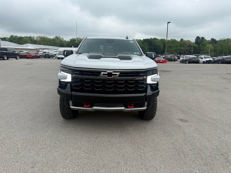 Used 2022 Chevrolet Silverado 1500 ZR2 w/ Technology Package AWD/4WD image 2