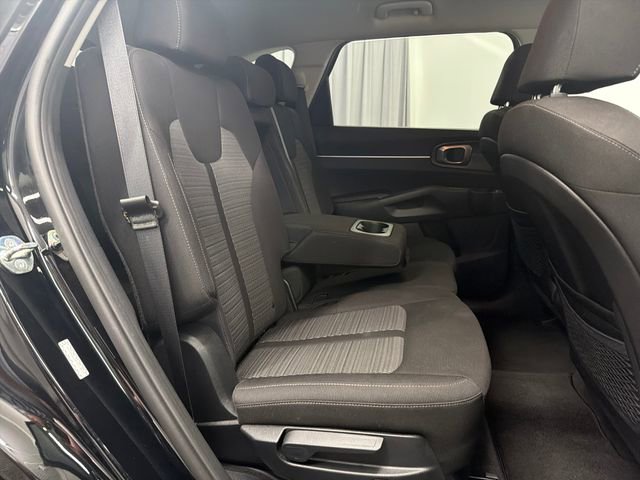 Certified 2023 Kia Sorento LX AWD/4WD image 15