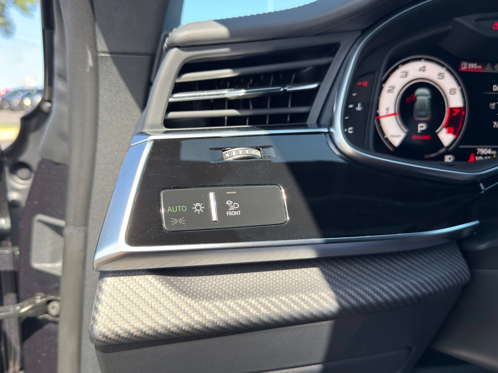 Used 2025 Audi RS Q8 performance AWD/4WD image 23