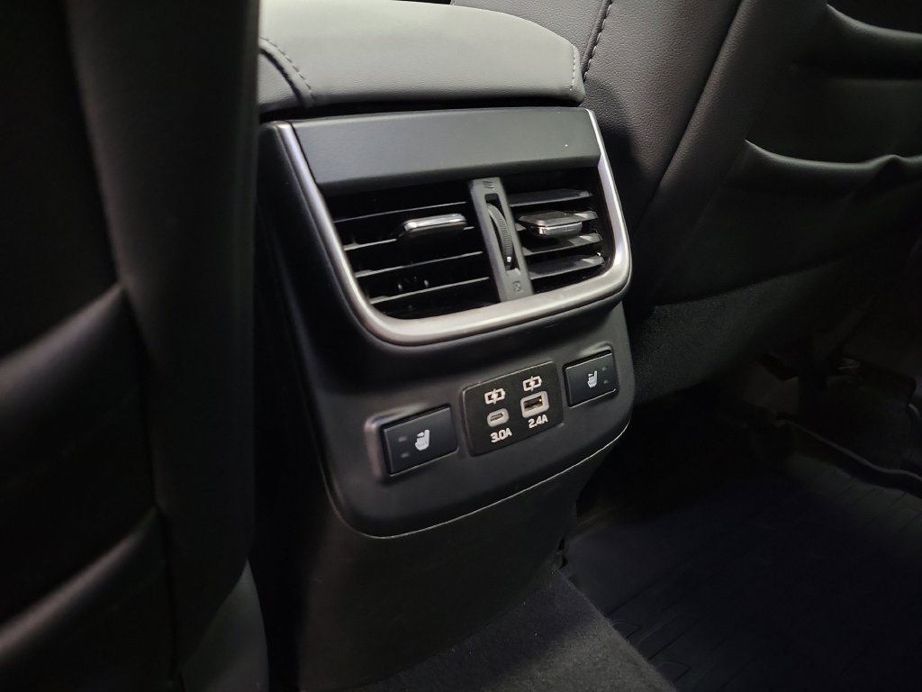 Used 2025 Subaru Outback Limited AWD/4WD image 34