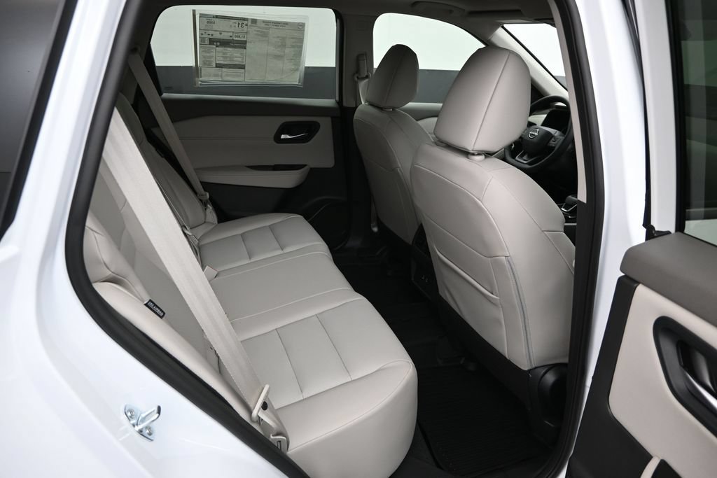 New 2026 Nissan Rogue Dark Armor AWD/4WD image 23