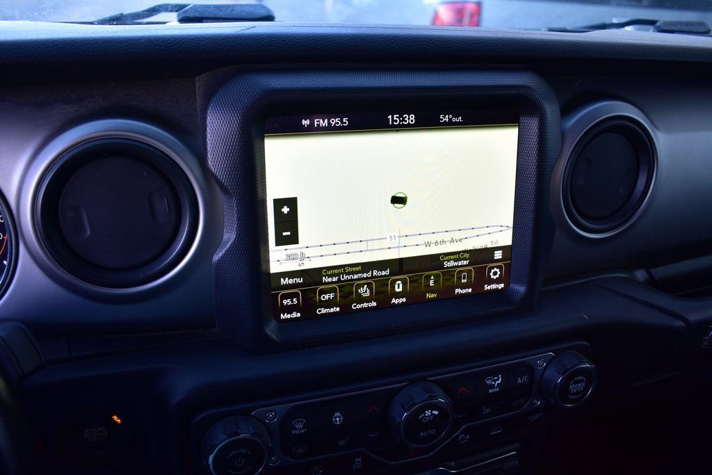 Used 2021 Jeep Wrangler Sport S image 39