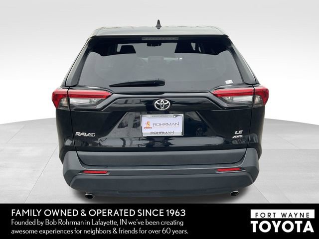 Used 2024 Toyota RAV4 LE image 5