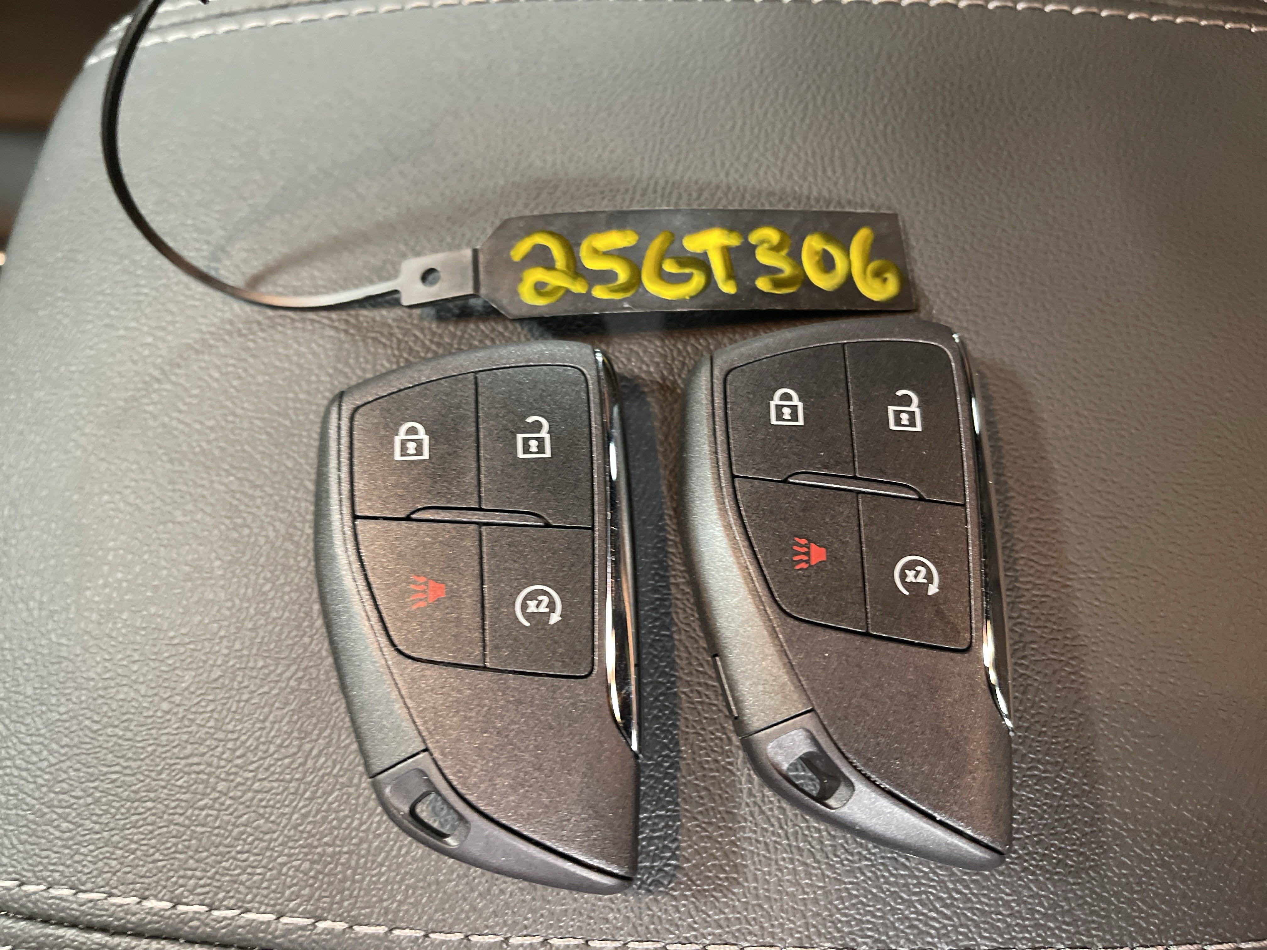 New 2025 GMC Canyon Elevation w/ Convenience Package image 27