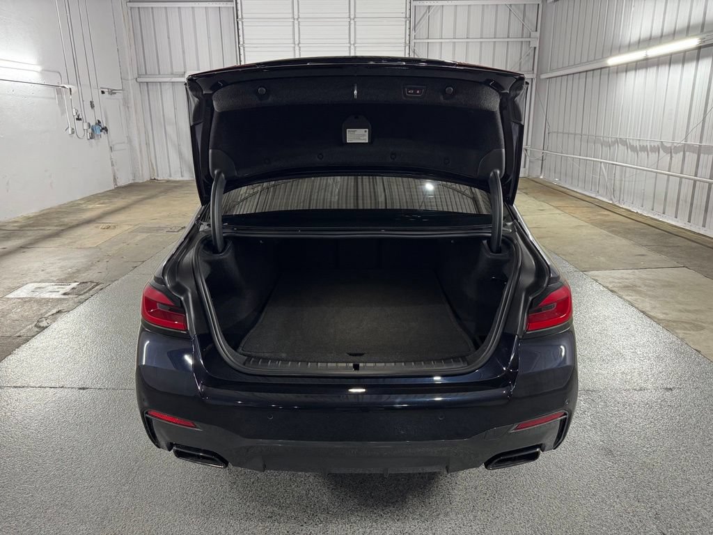 Used 2023 BMW M550i xDrive AWD/4WD image 55