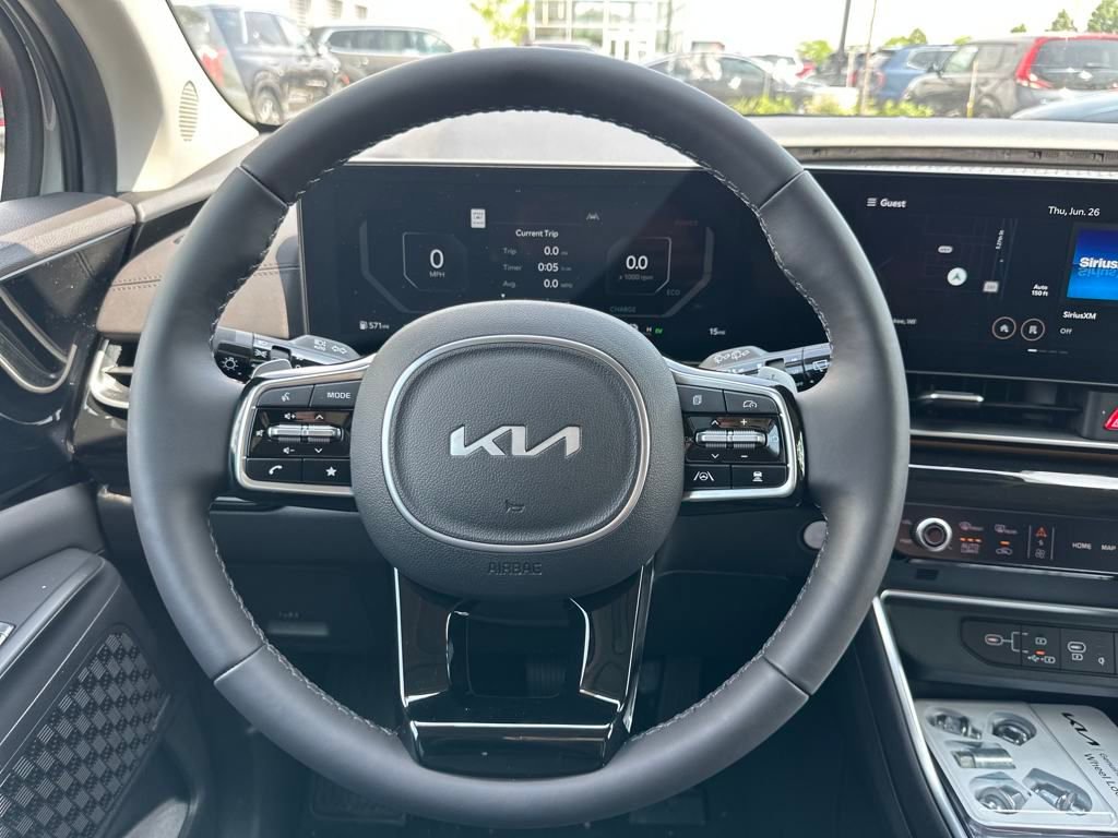 New 2025 Kia Carnival SX Prestige FWD image 25