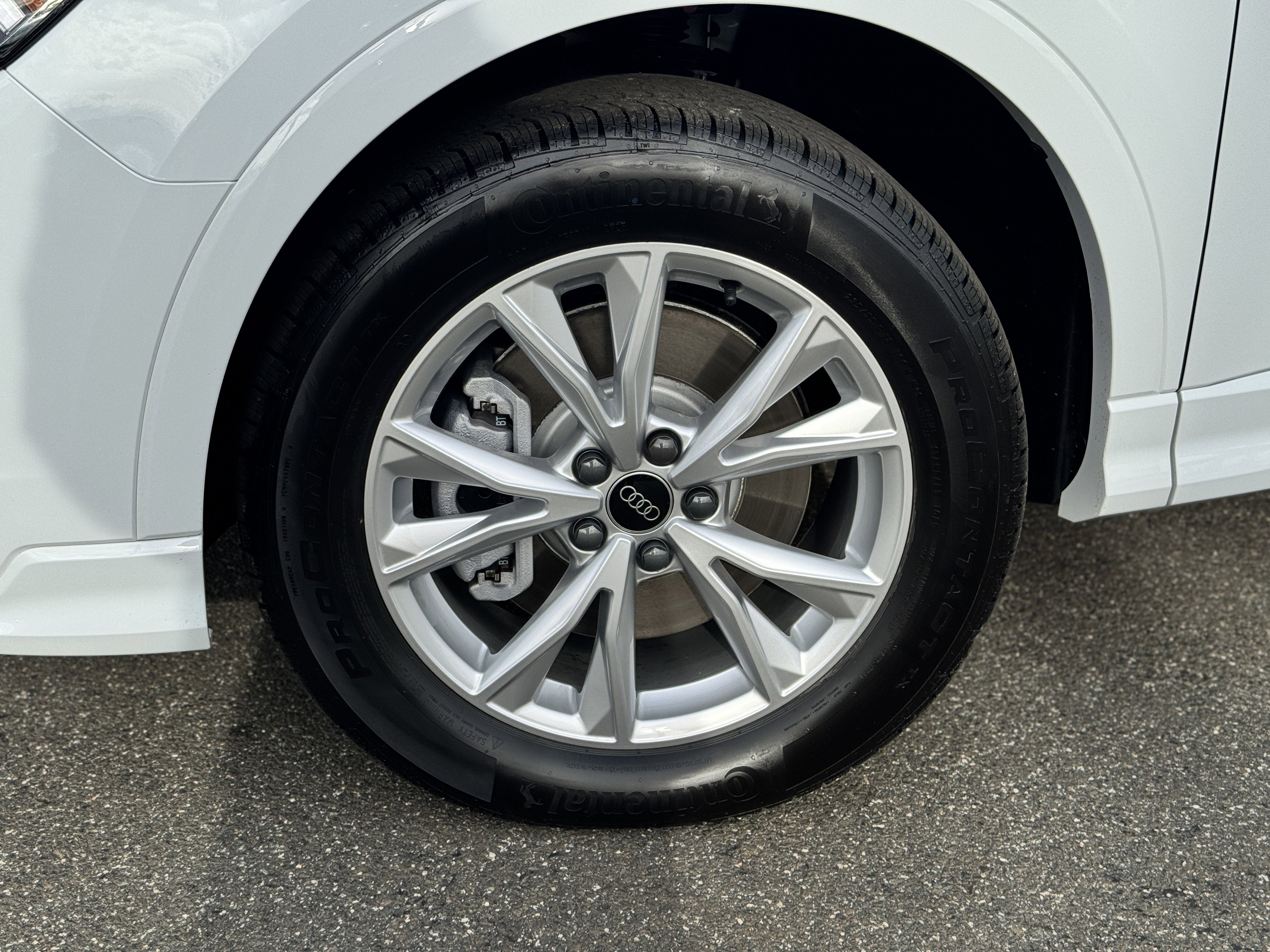 New 2025 Audi Q3 2.0T Premium image 8