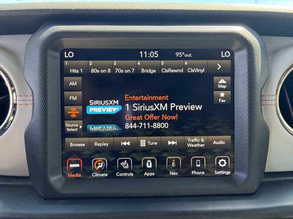 Used 2022 Jeep Gladiator Overland image 18