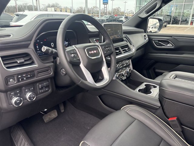 Certified 2024 GMC Yukon XL SLT w/ SLT Premium Package image 10