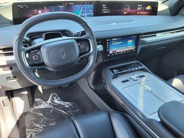 New 2026 Lincoln Navigator L Reserve w/ Jet Appearance Package AWD/4WD image 12