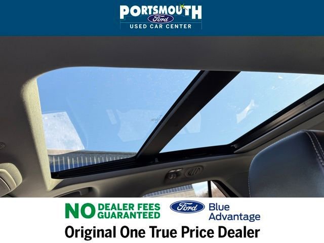 Used 2023 Ford Explorer XLT w/ Equipment Group 202A image 11