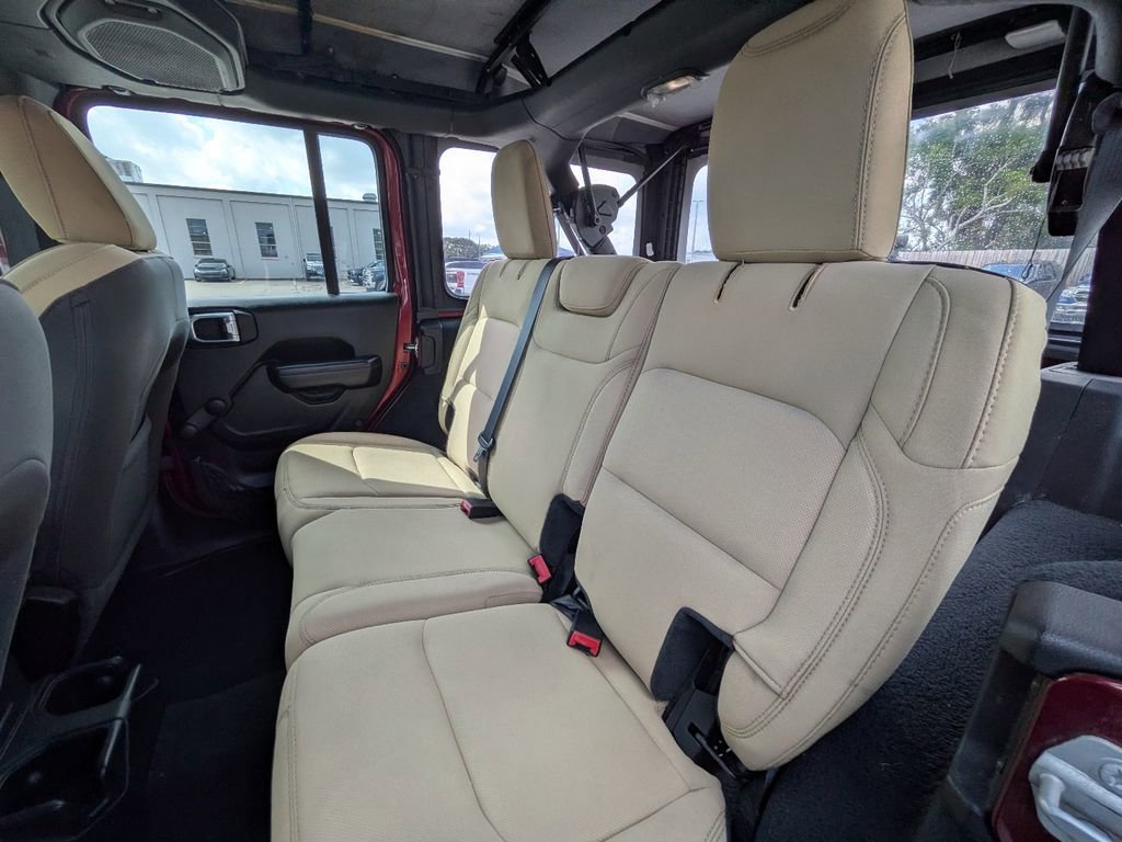 Used 2021 Jeep Wrangler Unlimited Sport image 14