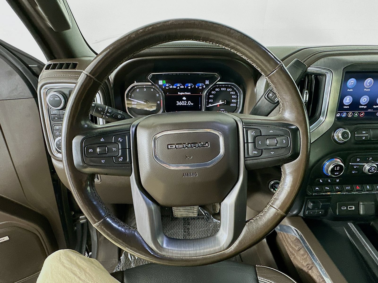Used 2020 GMC Sierra 1500 Denali w/ Driver Alert Package II AWD/4WD image 12
