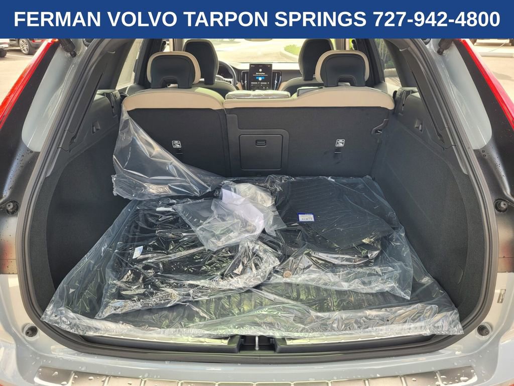 New 2026 Volvo XC60 B5 Plus w/ Protection Package Premier image 19