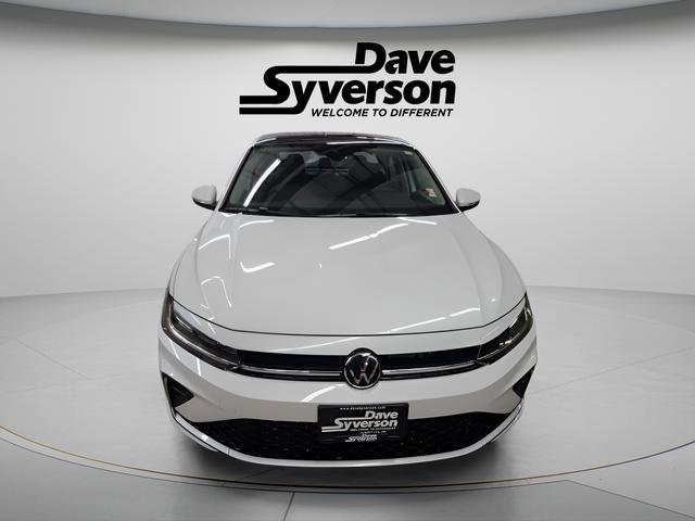 New 2026 Volkswagen Jetta SEL image 5