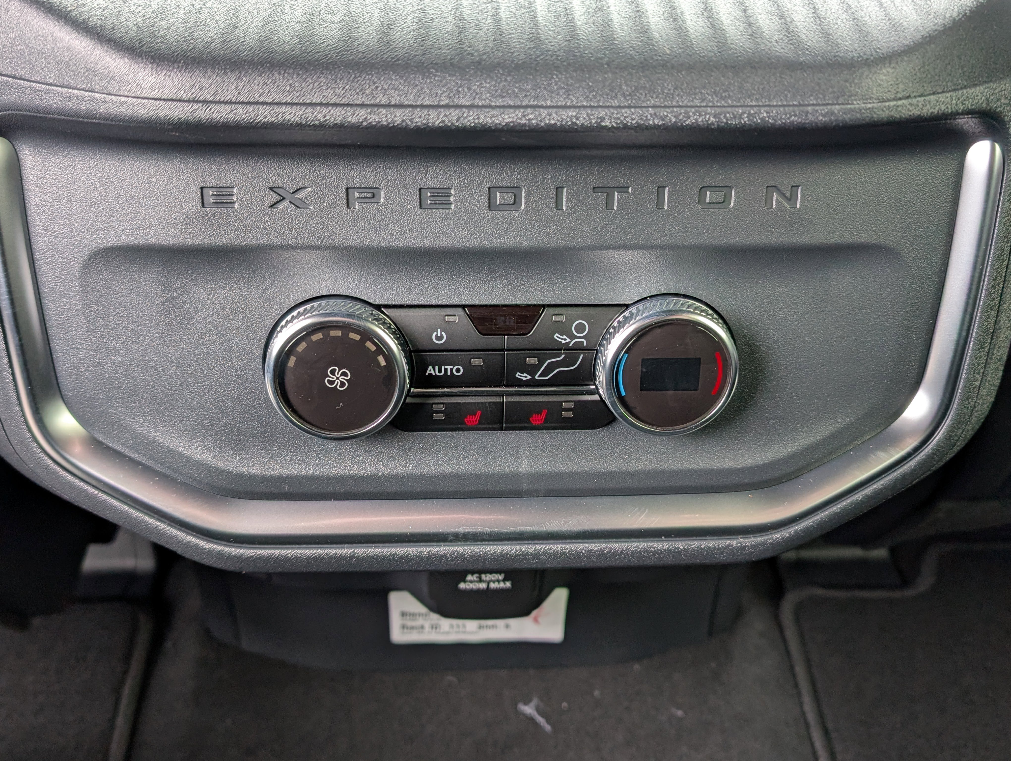 New 2026 Ford Expedition Platinum w/ Stealth Appearance Package image 13