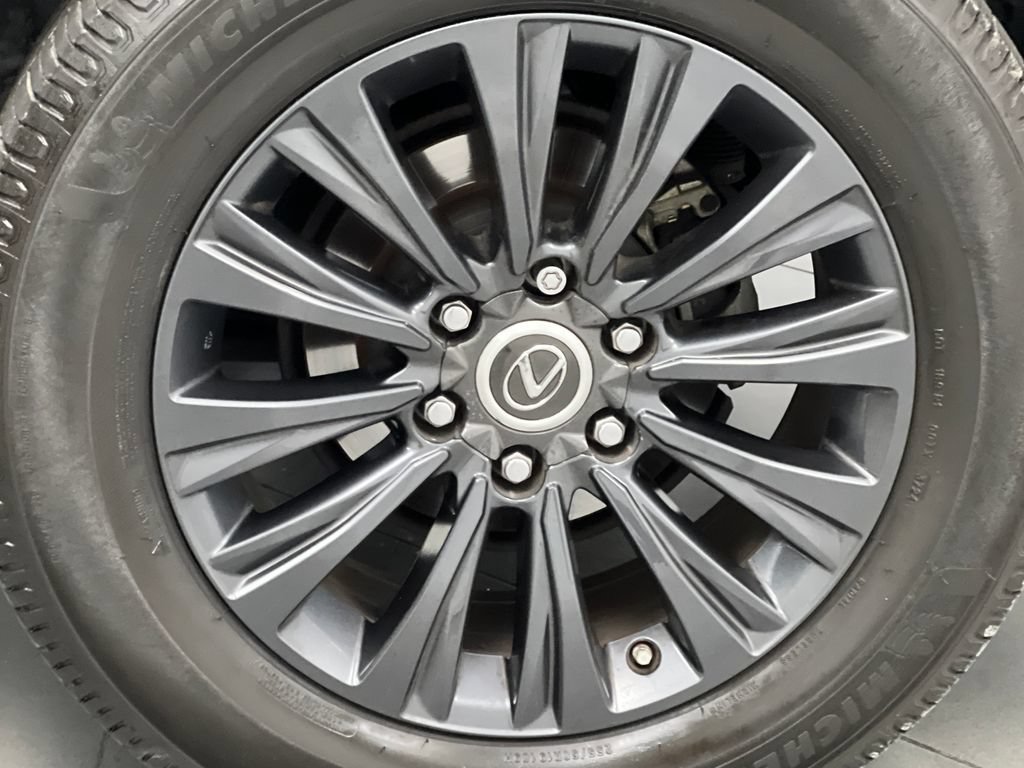 Used 2022 Lexus GX 460 Premium w/ Accessory Package AWD/4WD image 82