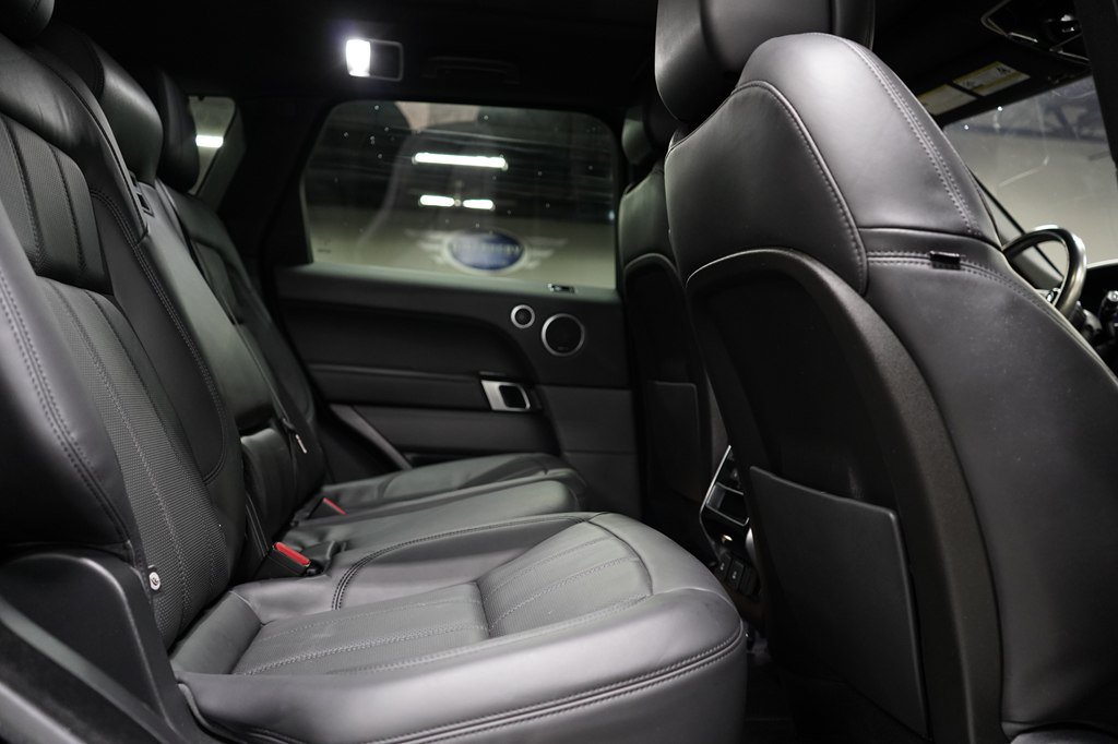 Used 2019 Land Rover Range Rover Sport HSE AWD/4WD image 19