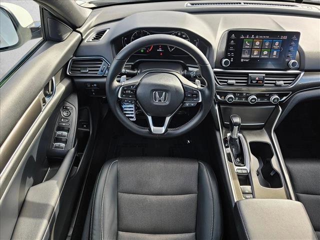 Used 2018 Honda Accord Sport image 14