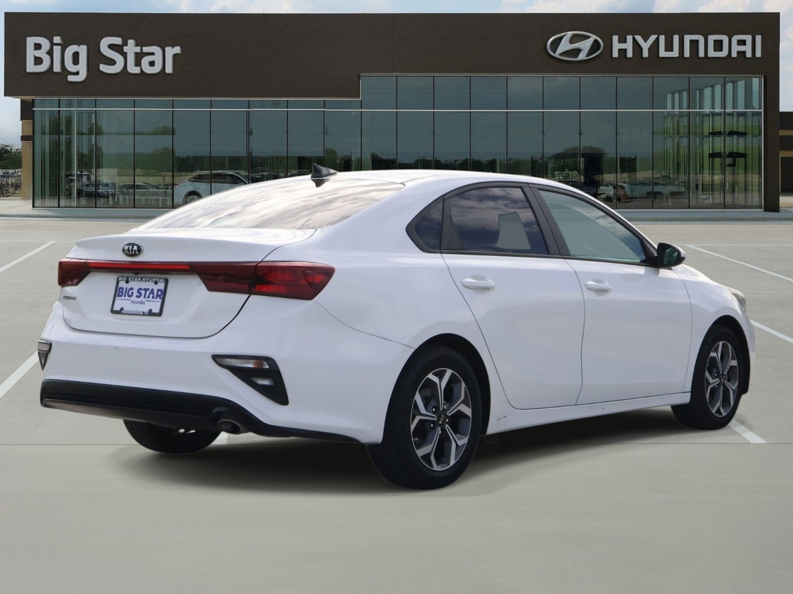 Used 2020 Kia Forte LXS FWD image 4