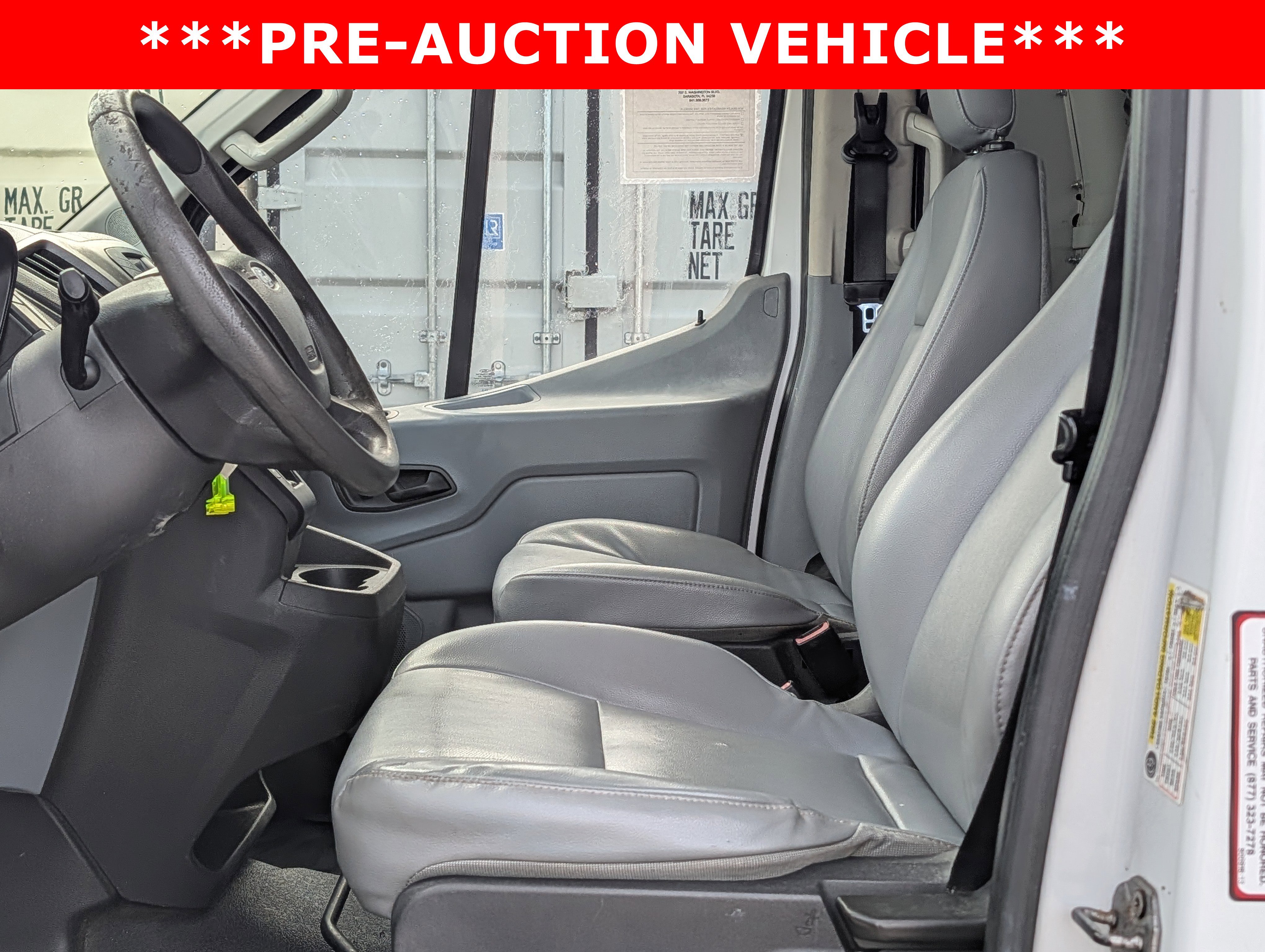 Used 2015 Ford Transit 150 130 Low Roof RWD image 18