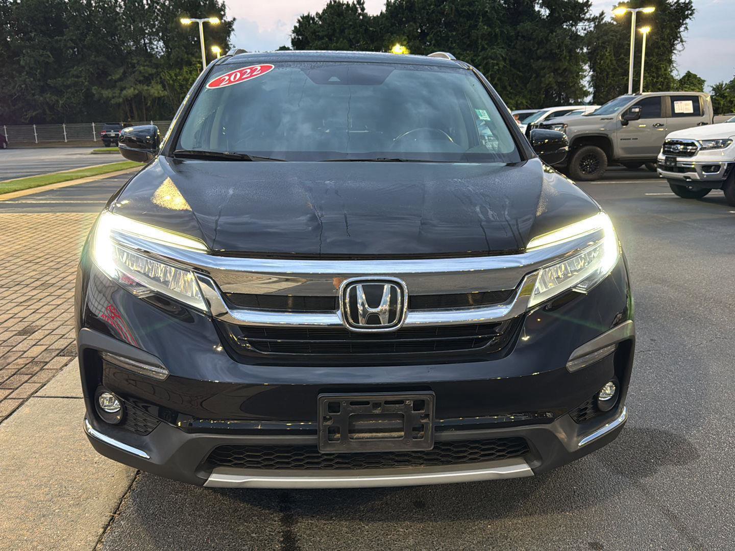 Used 2022 Honda Pilot Touring image 7