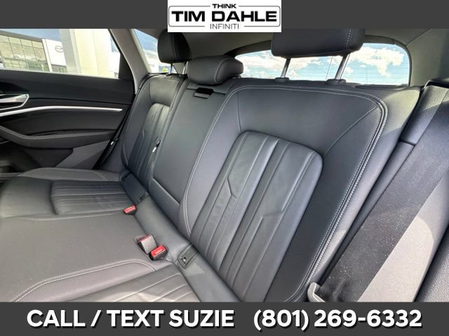 Used 2021 Audi e-tron Premium w/ Convenience Plus Package AWD/4WD image 18