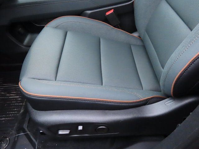 New 2026 GMC Acadia AT4 w/ Luxury Package AWD/4WD image 34