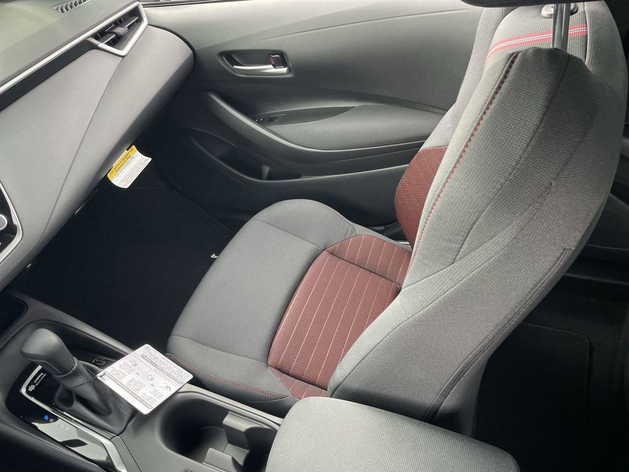 New 2026 Toyota Corolla SE FWD image 21